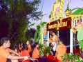 ร่วมงานประจำปีปิดทองหลวงพ่อปาน แห่หลวงพ่อปานทางรถและทางเรือ Image 38