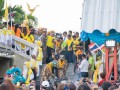 ร่วมงานประจำปีปิดทองหลวงพ่อปาน แห่หลวงพ่อปานทางรถและทางเรือ Image 49