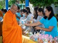 ผู้บริหาร ครู และนักเรียน ร่วมกิจกรรม เนื่องในโอกาสวันเฉลิมพ ... Image 104