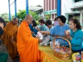 ผู้บริหาร ครู และนักเรียน ร่วมกิจกรรม เนื่องในโอกาสวันเฉลิมพ ... Image 113
