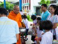 ผู้บริหาร ครู และนักเรียน ร่วมกิจกรรม เนื่องในโอกาสวันเฉลิมพ ... Image 118