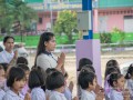 รองผู้อำนวยการ อำไพศรี พรมรักษา พบปะครู นักเรียน เนื่องในโอก ... Image 3